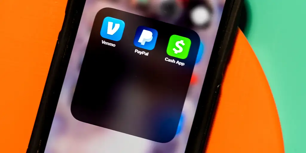 What's the Difference Between Apple Pay and Venmo